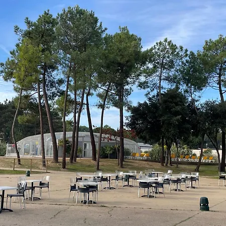Sejour Famille En Vendee - Mobil 4 Personnes Avec Terrasse & Piscines مكان تخييم *