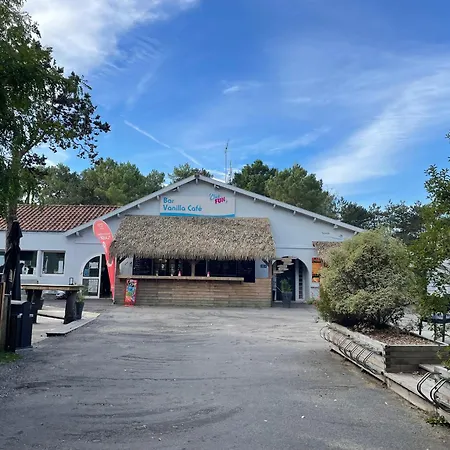 مكان تخييم Sejour Famille En Vendee - Mobil 4 Personnes Avec Terrasse & Piscines سان جان دي مونت